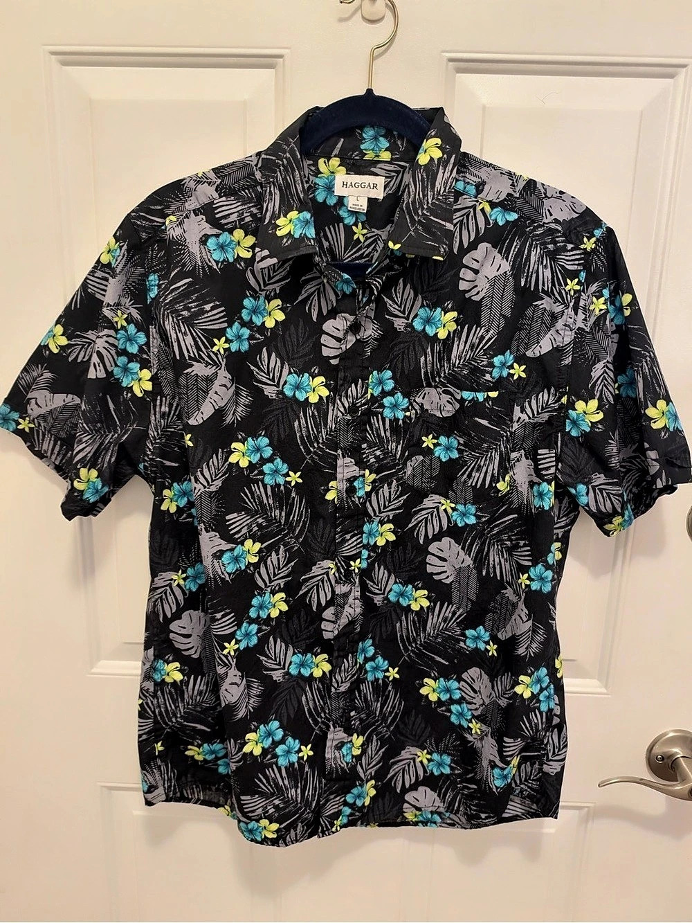Haggar Short Sleeve Tropical Camp Shirt Black & Blue Large